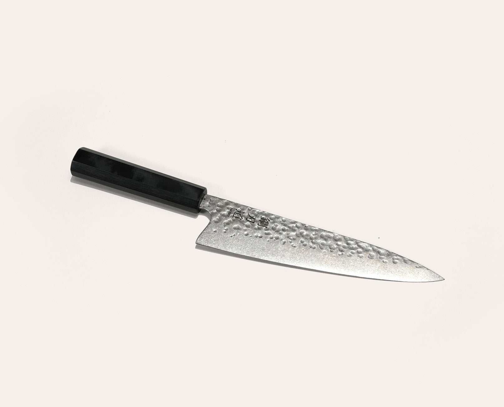 Sepistatud kokanuga "Harumi"