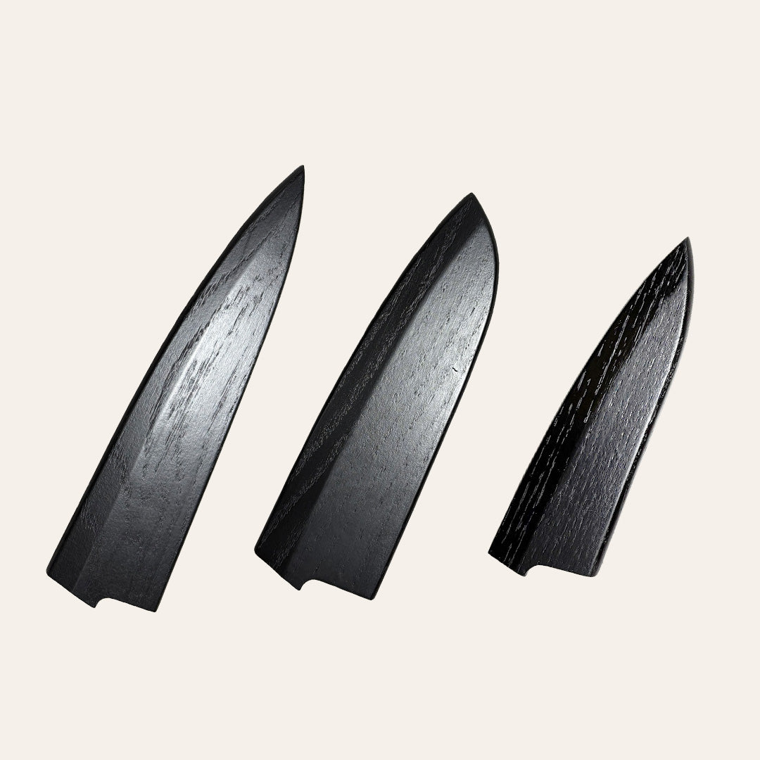 3 puidust korpust sepistatud nugade jaoks